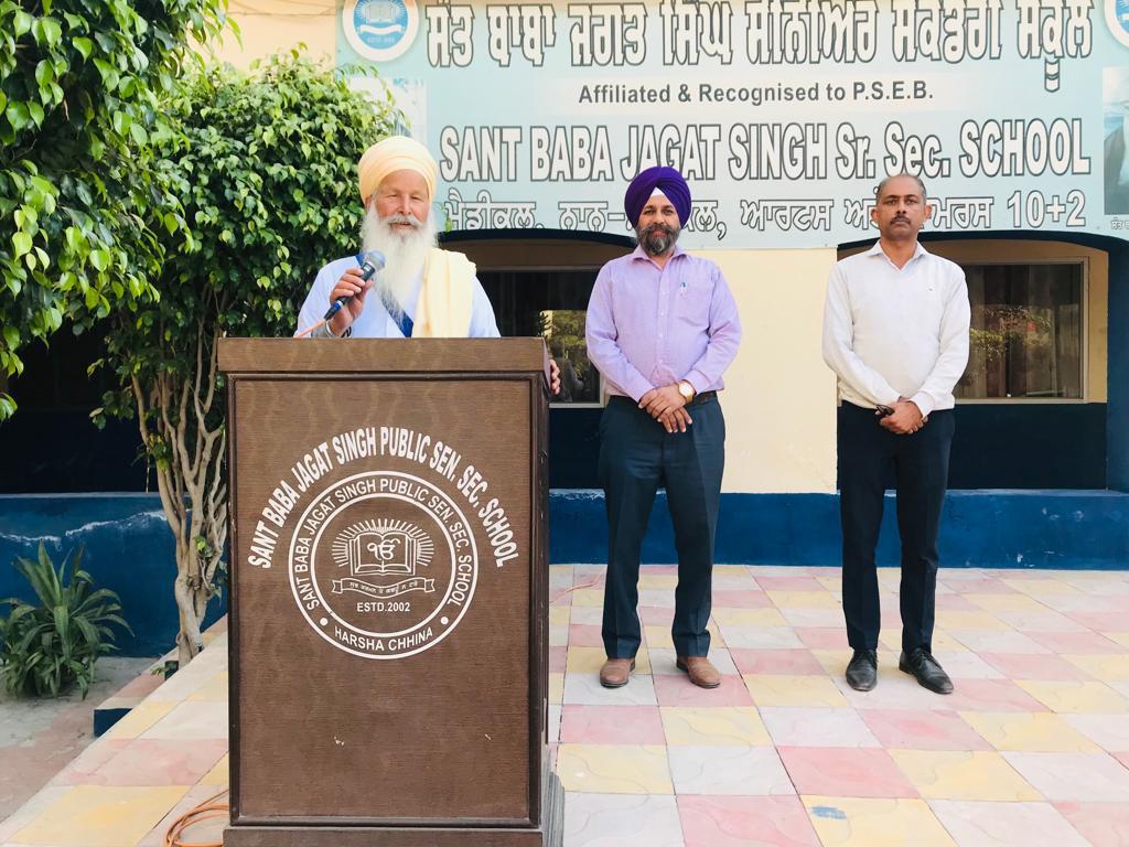 Faculty: Highly qulified and experence staff for the better study enviorment...